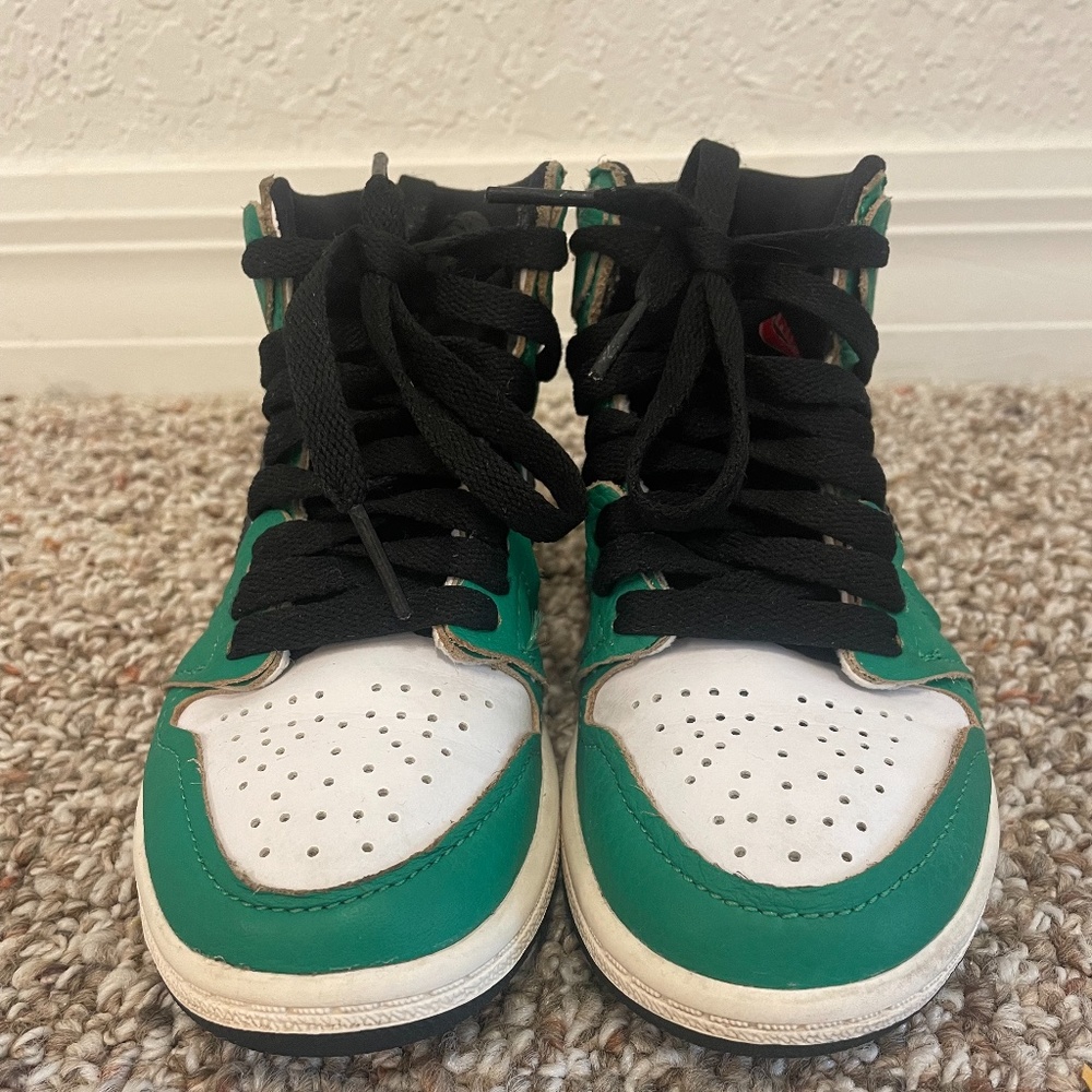 Jordan 1 Retro High OG 'Lucky Green' 11c
